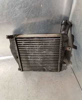 Audi Q7 4L Intercooler radiator G4161002 7L6145803C