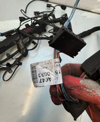 Mercedes-Benz E W211 Engine installation wiring loom a6471500033