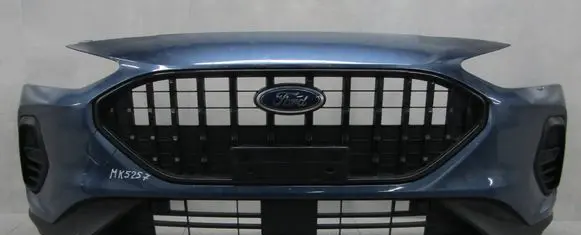 Ford Focus Front bumper NX7B-17C831-UA