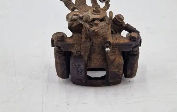 Mitsubishi Outlander Rear brake caliper