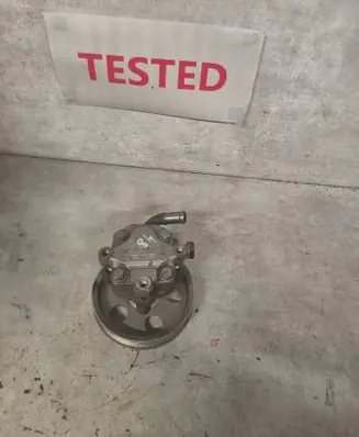 Audi A4 S4 B7 8E 8H Power steering pump 145153