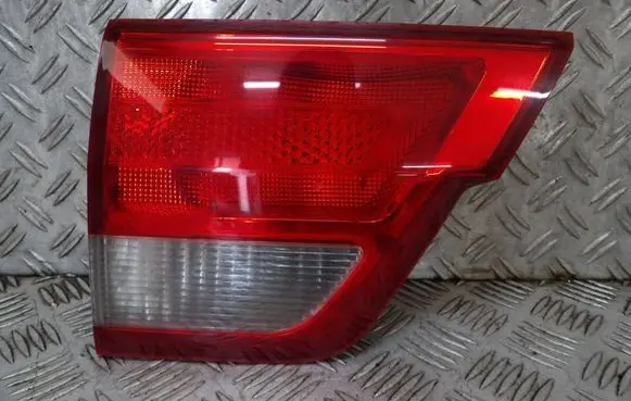 Jeep Grand Cherokee Tailgate rear/tail lights 57010275AE