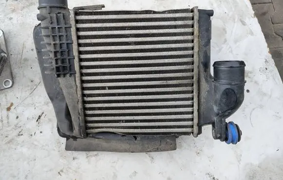 Peugeot 308 Intercooler radiator 9675627980