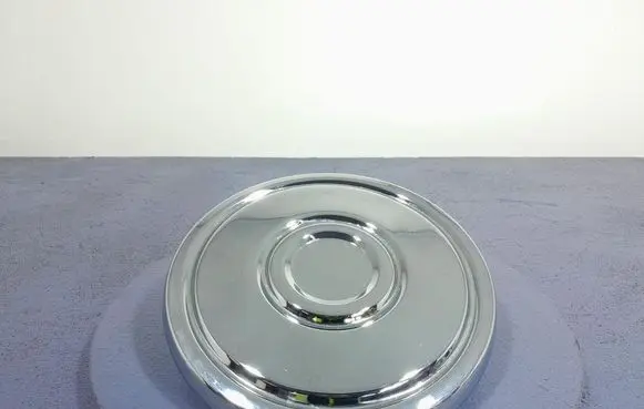Fiat 125p R17 wheel hub/cap/trim 