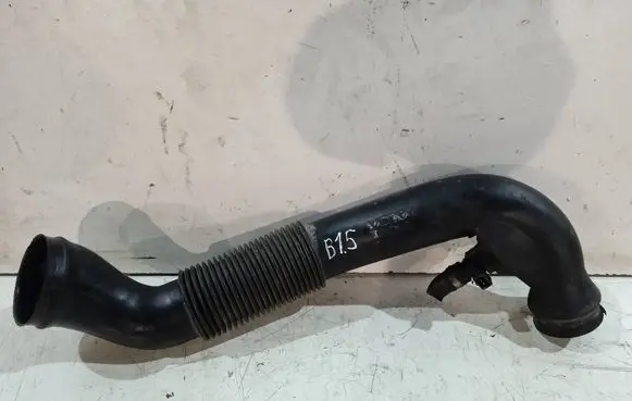 Volvo XC90 Intercooler hose/pipe 30680446