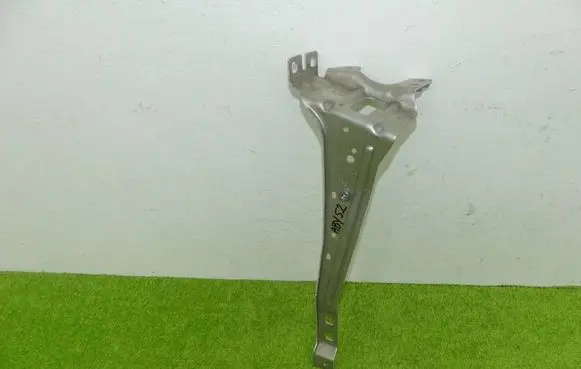 BMW iX Headlight/headlamp mounting bracket 8737028 51648737028