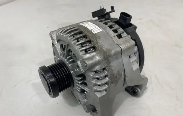BMW 3 F30 F35 F31 Generator/alternator 7605478