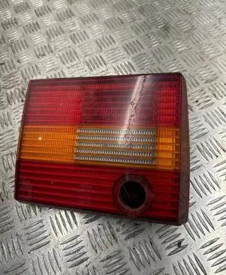 Volkswagen PASSAT B4 Tailgate rear/tail lights