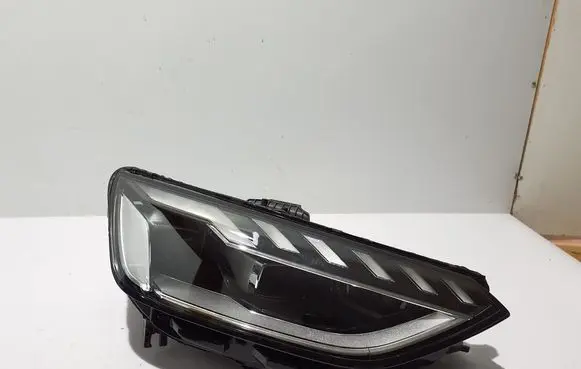 Audi A4 S4 B9 Headlight/headlamp 8W0941034D