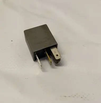 Opel Signum Other relay 90414477