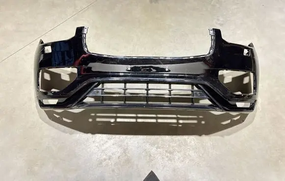 Volvo XC90 Front bumper 31690641 31663528