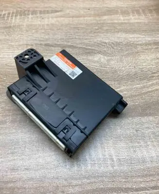 Toyota Prius (XW30) Air conditioner control unit module 8865047062 1777006681