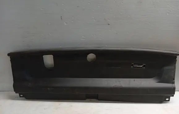 Volvo S90, V90 Radiator trim 31425025