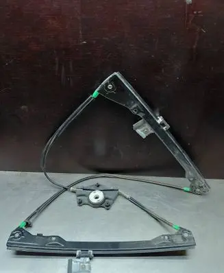 Volkswagen New Beetle Front door electric window regulator 