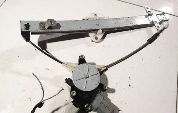 Honda FR-V Sliding door window regulator with motor 