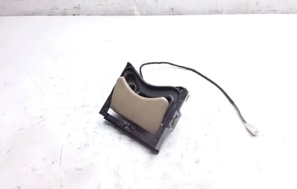 Jaguar XJ X308 Ashtray (front) V85842 TL6976