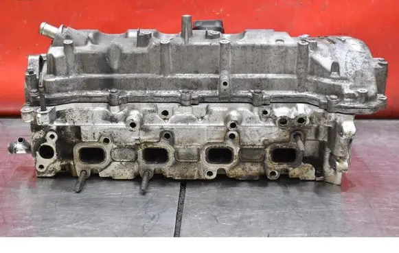 Toyota Avensis Verso Engine head 