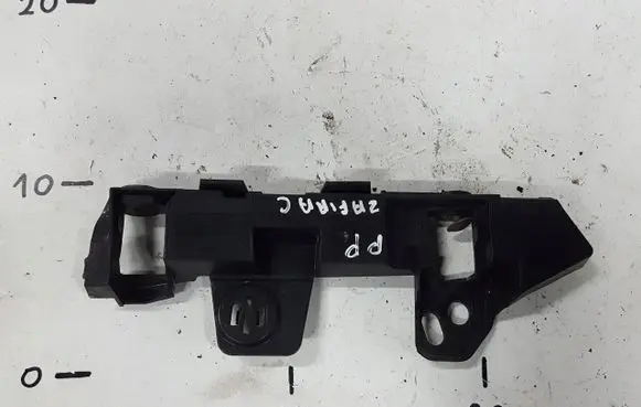 Opel Zafira C Front bumper mounting bracket 13356871
