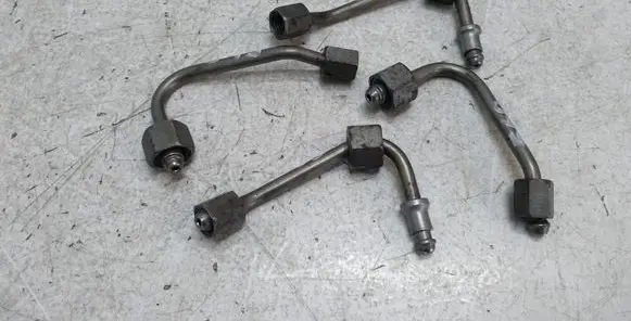 Mercedes-Benz A W169 Fuel injector supply line/pipe 
