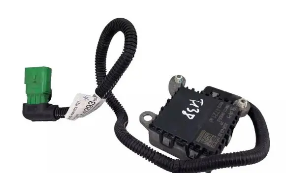 Peugeot 208 Other control units/modules 9833472180