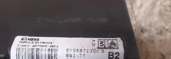 Peugeot 206 Fuse box set S105872300g