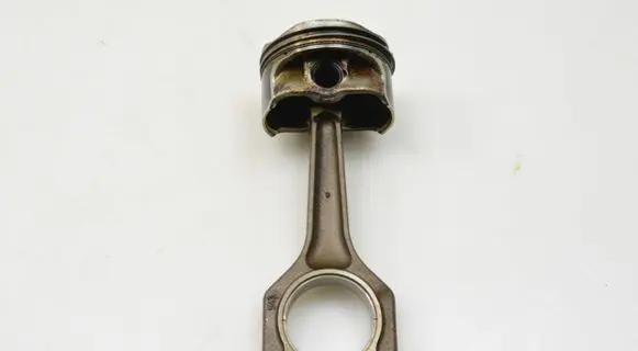 BMW 3 E90 E91 Piston with connecting rod