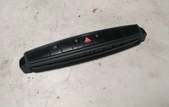 Smart ForFour I Hazard light switch A4548202310