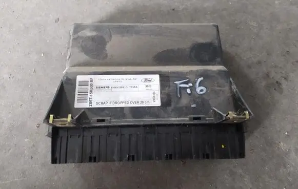 Ford Fiesta Comfort/convenience module 2S6T15K600BF