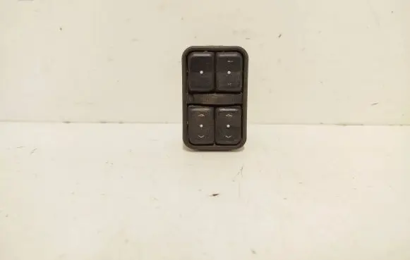 Opel Zafira A Electric window control switch 13363401 90561086 0512020102