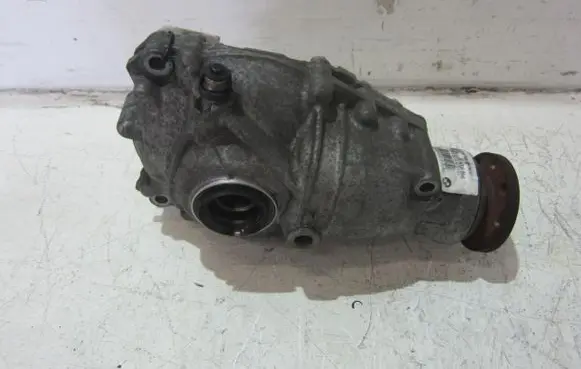 BMW 5 F10 F11 Front differential 7584519