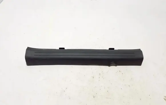 KIA EV6 Front sill trim cover 85880CV000