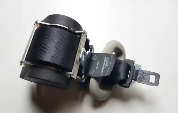 Renault Scenic III - Grand scenic III Middle seatbelt (rear) 888500009R