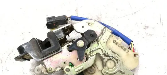KIA Sorento Rear door lock 020627