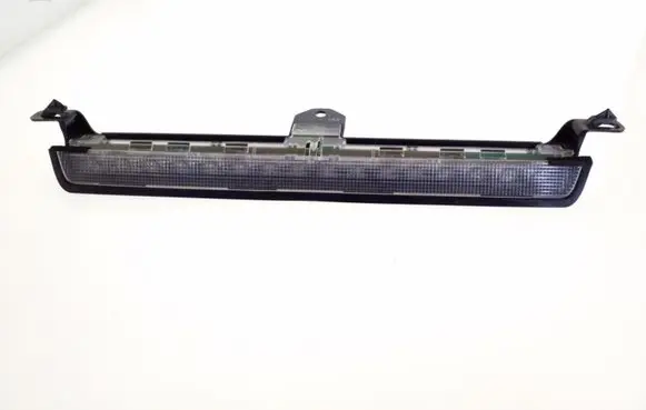 Volvo XC70 Third/center stoplight 8658948