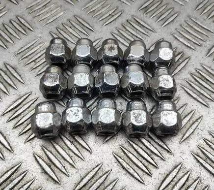 Nuts/bolts