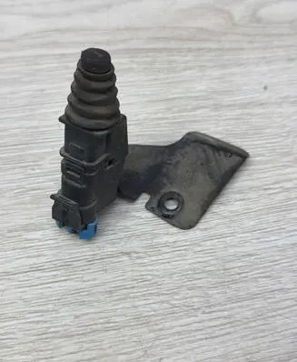 Cadillac SRX Bonnet alarm switch sensor 90355463