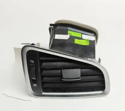 Suzuki SX4 S-Cross Dashboard air vent grill cover trim 7363061M00BJC 7363061M0