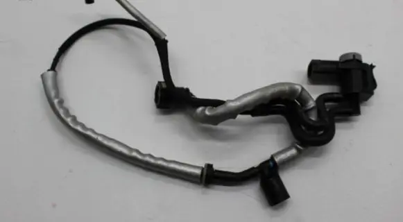 Volkswagen Tiguan Turbo solenoid valve 1K0906283A