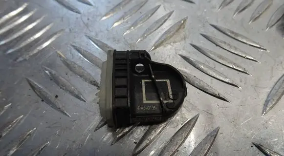 Ford Focus Tire pressure sensor EV6T-1A180-CC