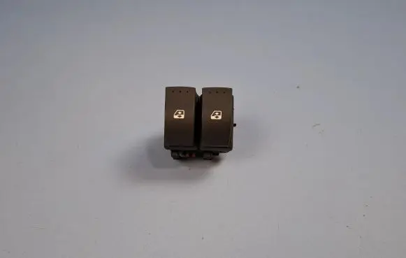 Renault Laguna II Electric window control switch 8200015085