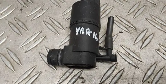 Toyota Yaris Windscreen/windshield washer pump 853300F020