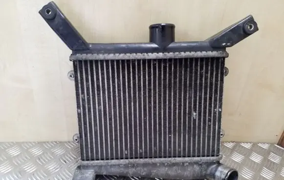 Toyota RAV 4 (XA20) Intercooler radiator 27040332