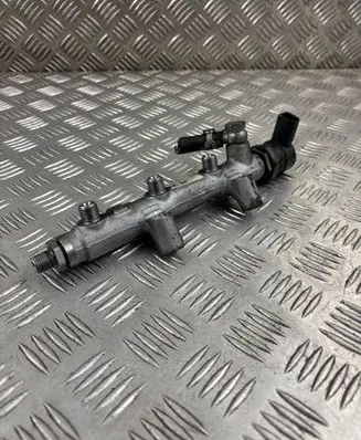 Audi Q5 SQ5 8R Fuel main line pipe 059130090CM