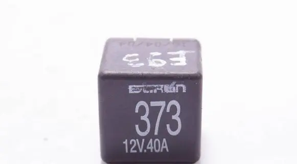 Audi 80 90 B3 Other relay 8D0951253A