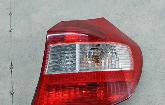BMW 1 E81 E87 Rear/tail lights 6324502