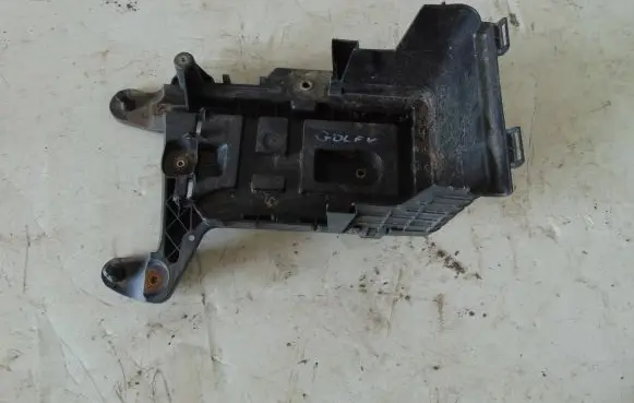 Volkswagen Golf V Battery tray 1K0915333C