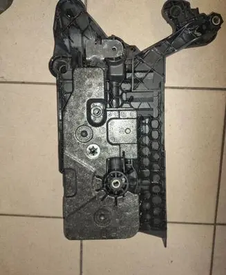 Audi A3 S3 8V Battery box tray 5Q0915531K