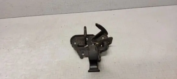 Audi A4 S4 B5 8D Engine bonnet/hood lock/latch loop/hook 800823480
