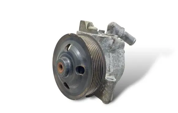Jaguar XF X250 Power steering pump 8X233A696BA 89153232
