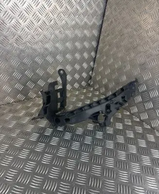 Audi A4 S4 B8 8K Headlight/headlamp mounting bracket 8K0805607L